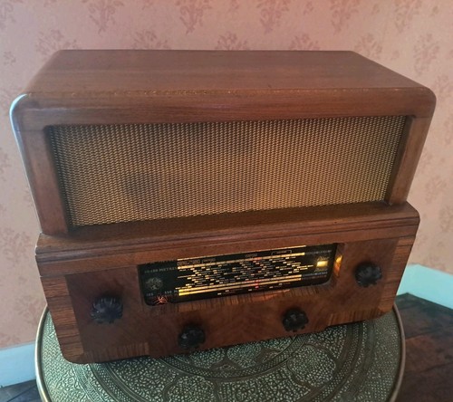 Valve radio pilot blue - blue, peter