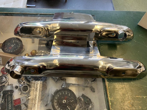 Jaguar type v12 exhaust - e,