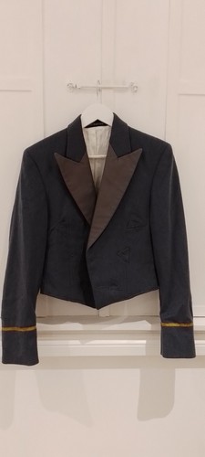 Vintage cold war - cold, royal
