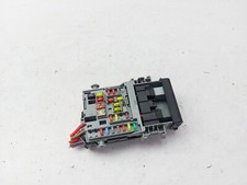 VAUXHALL ZAFIRA TOURER C 2.0 DIESEL FUSE RELAY BOX 2014 13222786