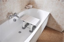 aidapt Medina Plastic Bath Seats and Boards with Suction Cups, 6"