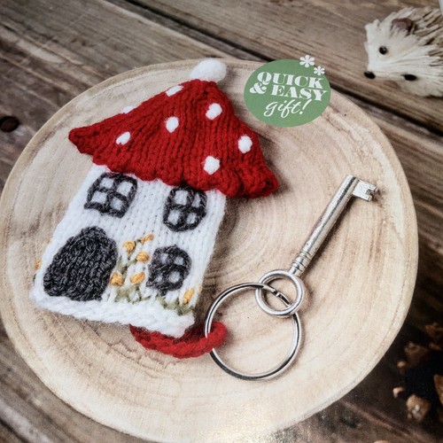 Pixie place toadstool keyring - toadstool,