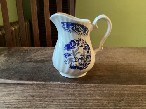 Vintage blue white - &, willow