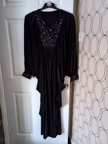 Black diamonte abaya - black,
