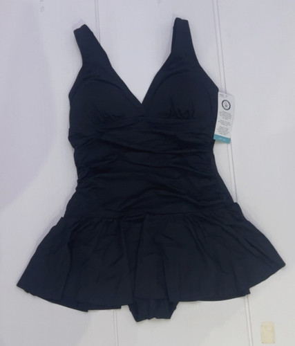 Size one piece skirted - 10,