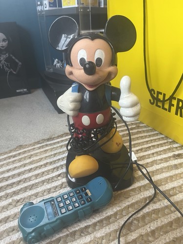 Mickey mouse vintage home - mickey,
