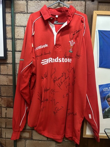 Match worn blood - worn,