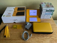 Nintendo DSi XL UTL-001 Yellow
