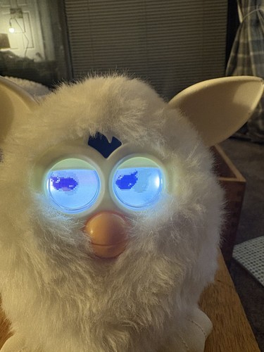 Furby 2012 rare yeti fluffy - 2012,