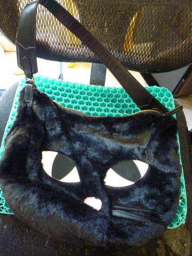 Rare lulu guinness - guinness, faux