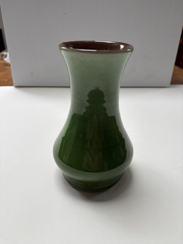 Lovely vintage moorcroft vase - lovely,