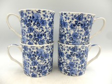 Set of 4 Mugs in Blue Rose