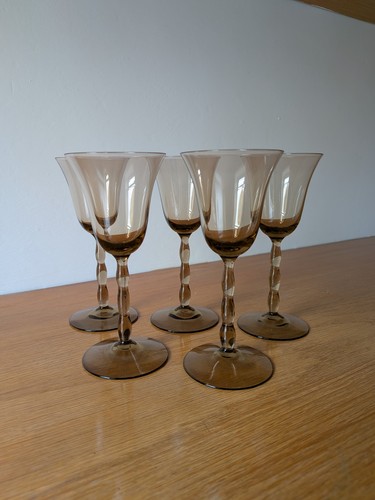 Orrefors smoke wine glasses - smoke,