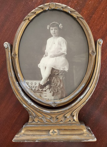 Antique victorian oval wood - victorian,