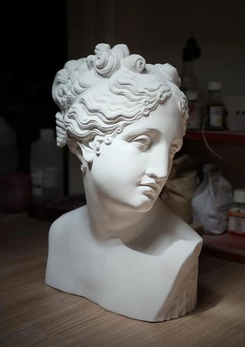 Venus italica neoclassical - venus,
