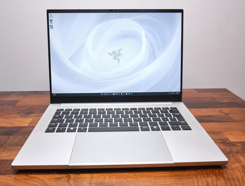 Razer blade ryzen - 14, 9