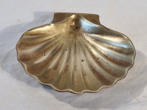Cast brass clam - 5", 5.5"