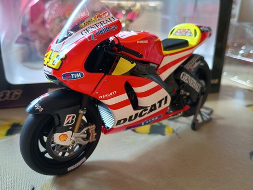 Minichamps ducati - minichamps,
