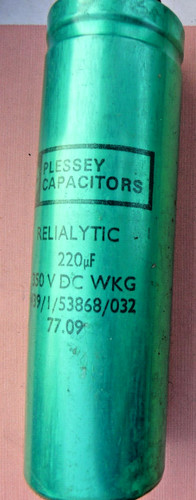 Plessey relialytic 220uf - plessey,