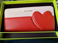 BNWT Ted Baker Hunieh Heart