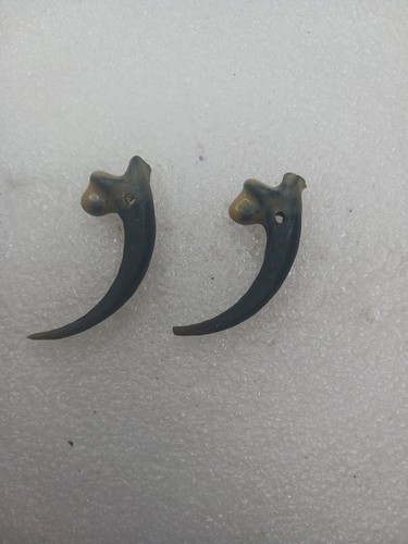 Imitation eagle claw - claw, talon