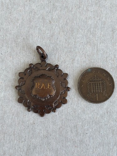 Ww2 medal raf chiswick 1942 - ,