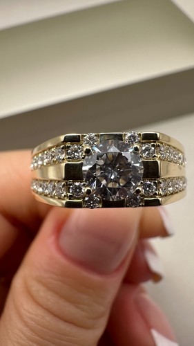 9ct yellow gold 67ct - 9ct,
