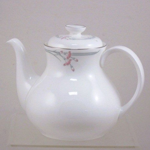 Royal doulton carnation h5084 - doulton,