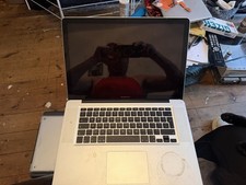 Mixed lot of laptops for