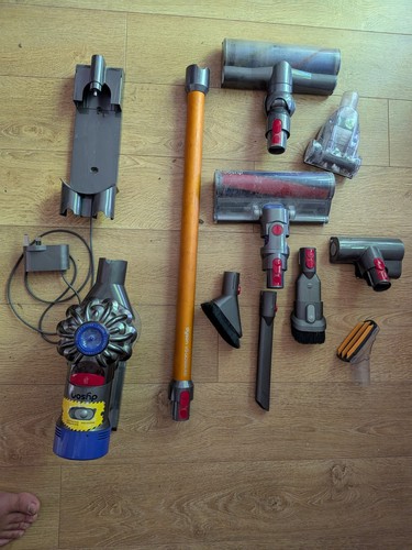 Dyson absolute cordless - v8,