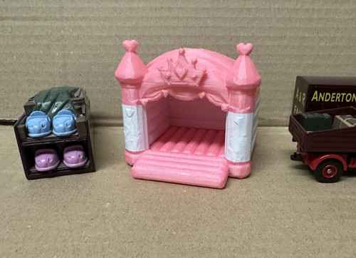 Custom made bouncy castle - custom,