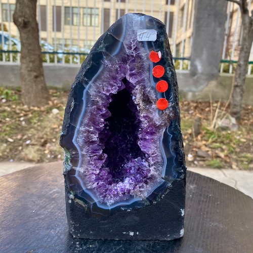 67lb large natural - natural, amethyst