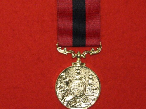 Full size distinguished - full,