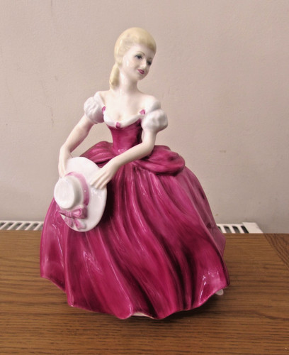 Coalport figurine ladies - ladies, of