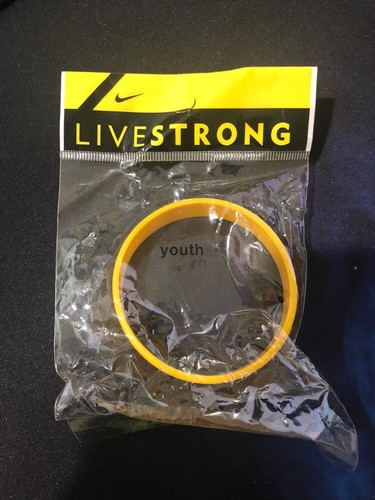 Nike livestrong live strong - nike,