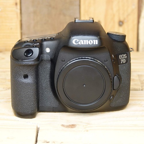 Used canon eos dslr - used,