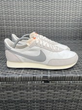 V RARE NIKE WAFFLE TRAINER 2