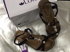 BNIB Lotus Black Gem Sandals