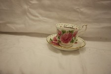 4 NB1091 Vintage Royal Albert Tea Cup & Saucer "Chrysanthemum" November