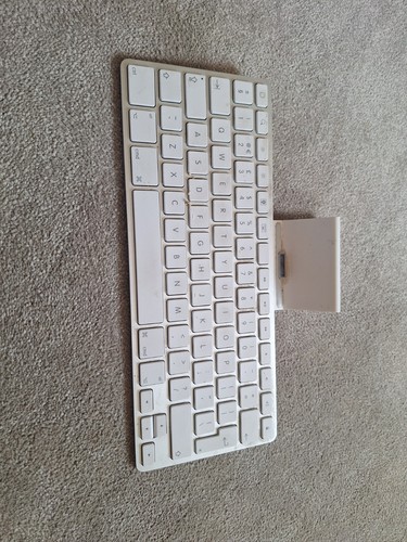 Apple a1359 keyboard used - apple,