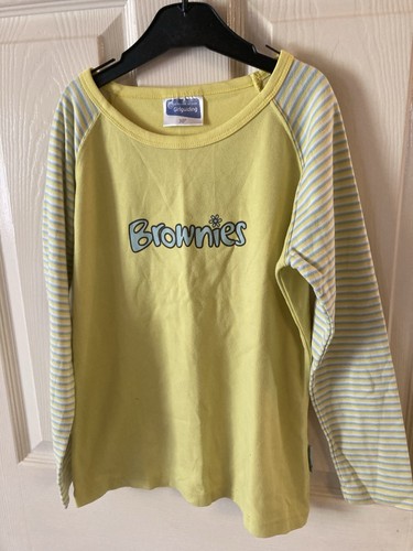 Girls official brownies - girls,