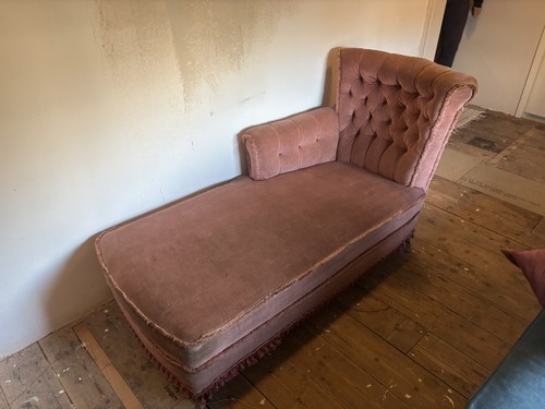 Pink velvet chaise lounge - pink,