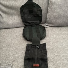 Small Patrol Pouch for Medics Bag Green Excellent Condition