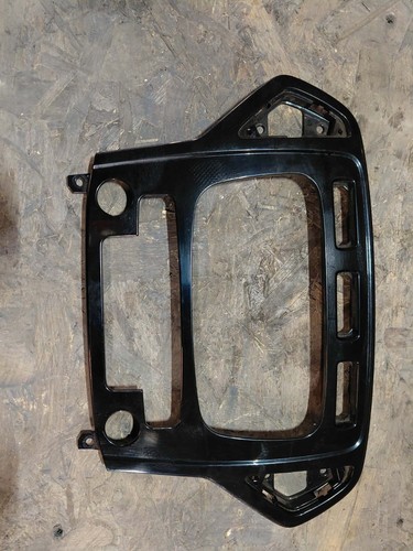 W10504 radio trim - trim, ford