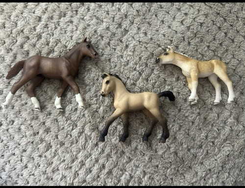 Schleich foal horses - schleich,