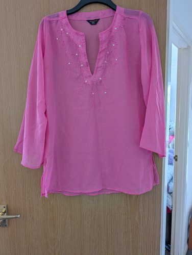 Pink beach cover - pink, up