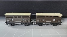 Pair of Hornby R106 OO SR