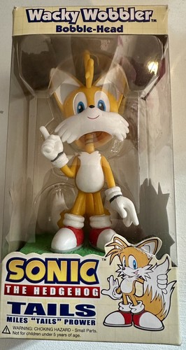 Sonic the hedgehog tails funko - hedgehog,