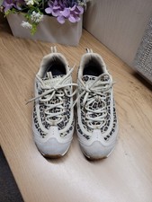 Womens Skechers Uno Memory