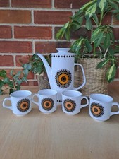 J & G Meakin Studio Pottery